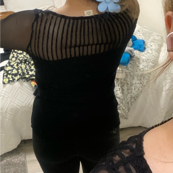 Ralph Lauren ribbed long sleeve, with mesh sleeves. - Picture 4 of 6